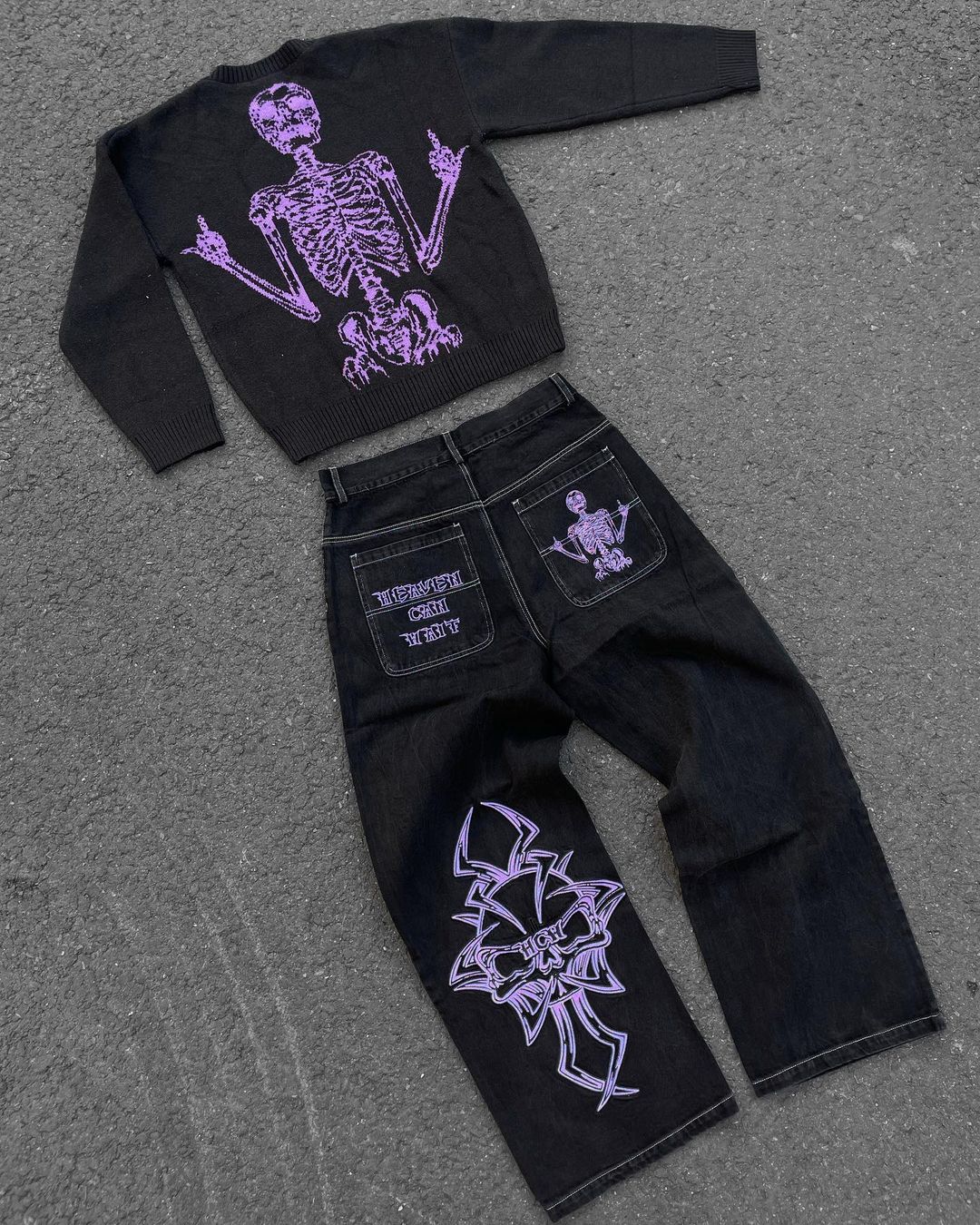 EMBROIDERY SKULL PANTS - ShopperBoard