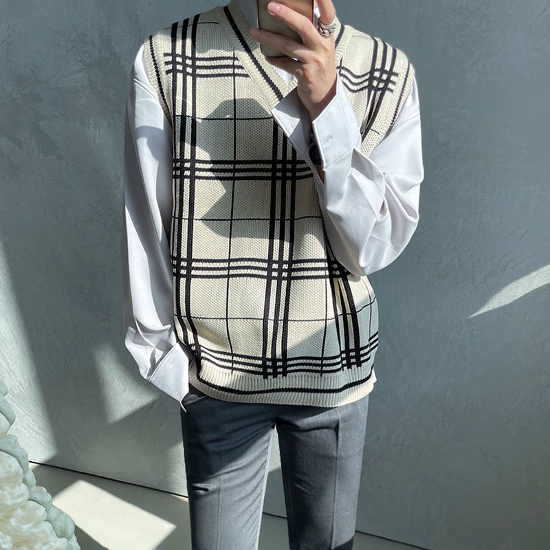 Harajuku Vintage Cardigan Sweater Men Korean Style Oversize Plaid